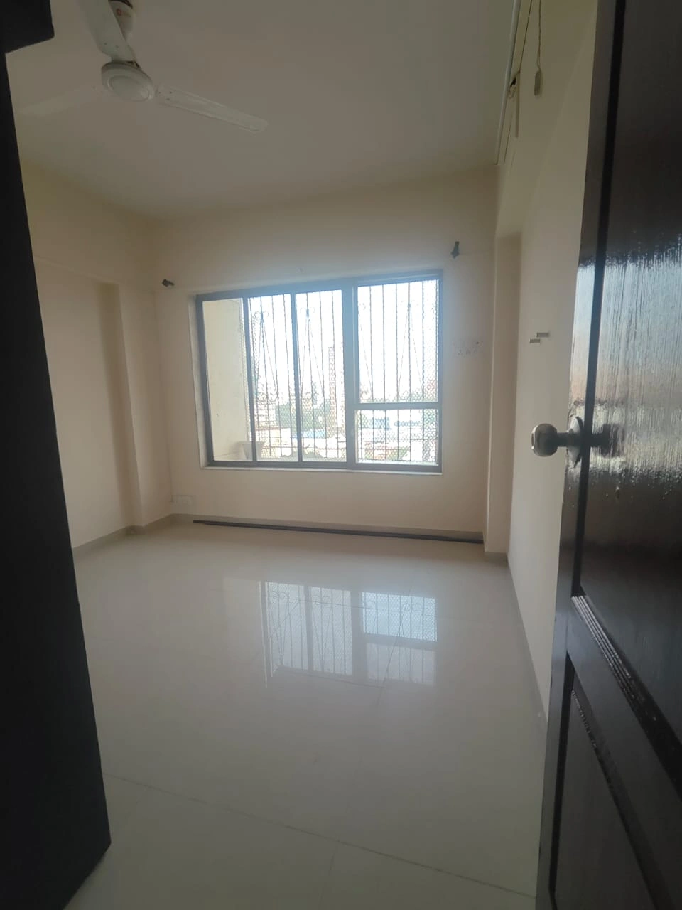 2 BHK Flat for Rent in Pleasant Park, Malad West
