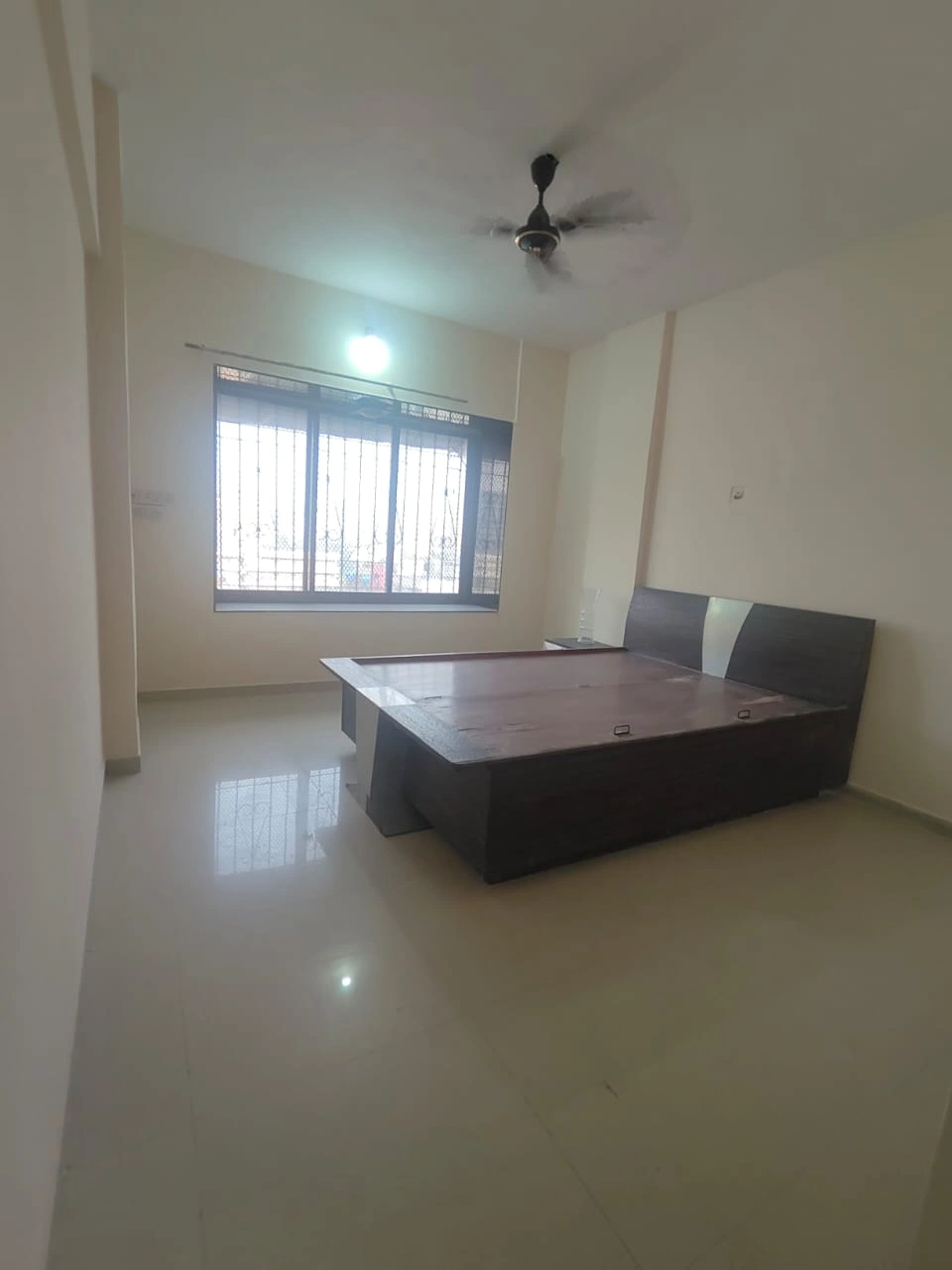 2 BHK Flat for Rent in Pleasant Park, Malad West