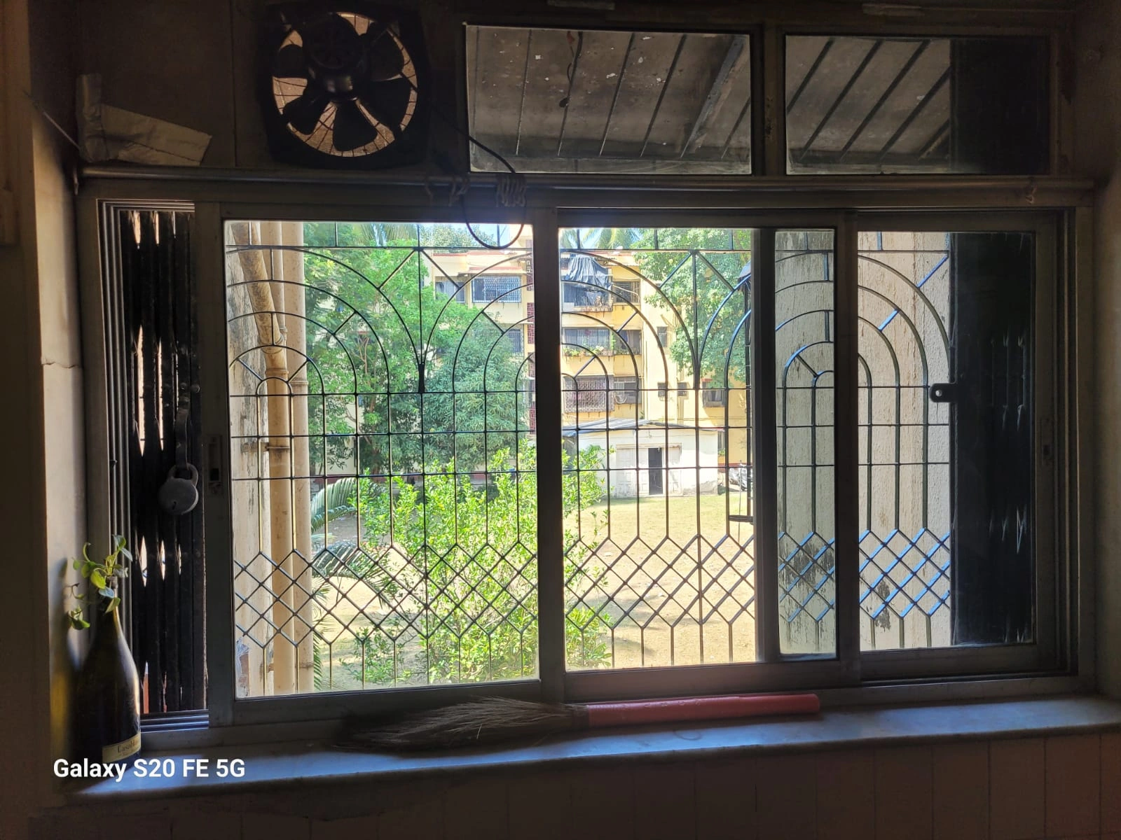 2 BHK Flat for Rent in Jal Nidhi Society, Goregaon West