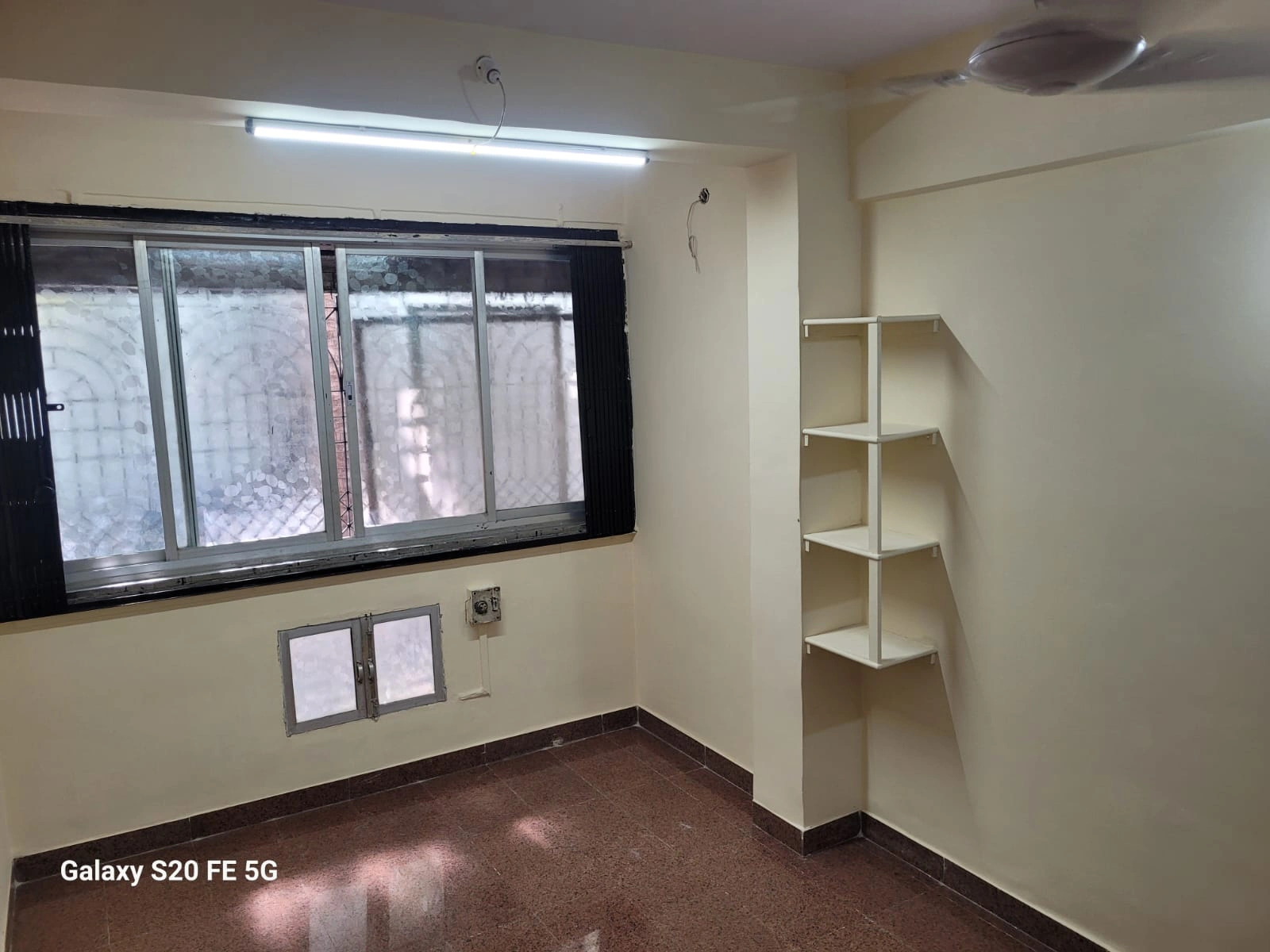 2 BHK Flat for Rent in Jal Niddhi Society, Goregaon West