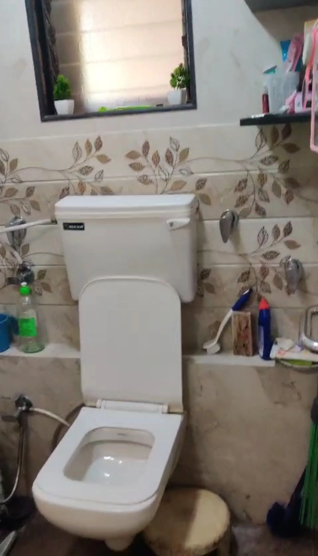 Studio apt Flat for Rent in Patidar Society , Malad West