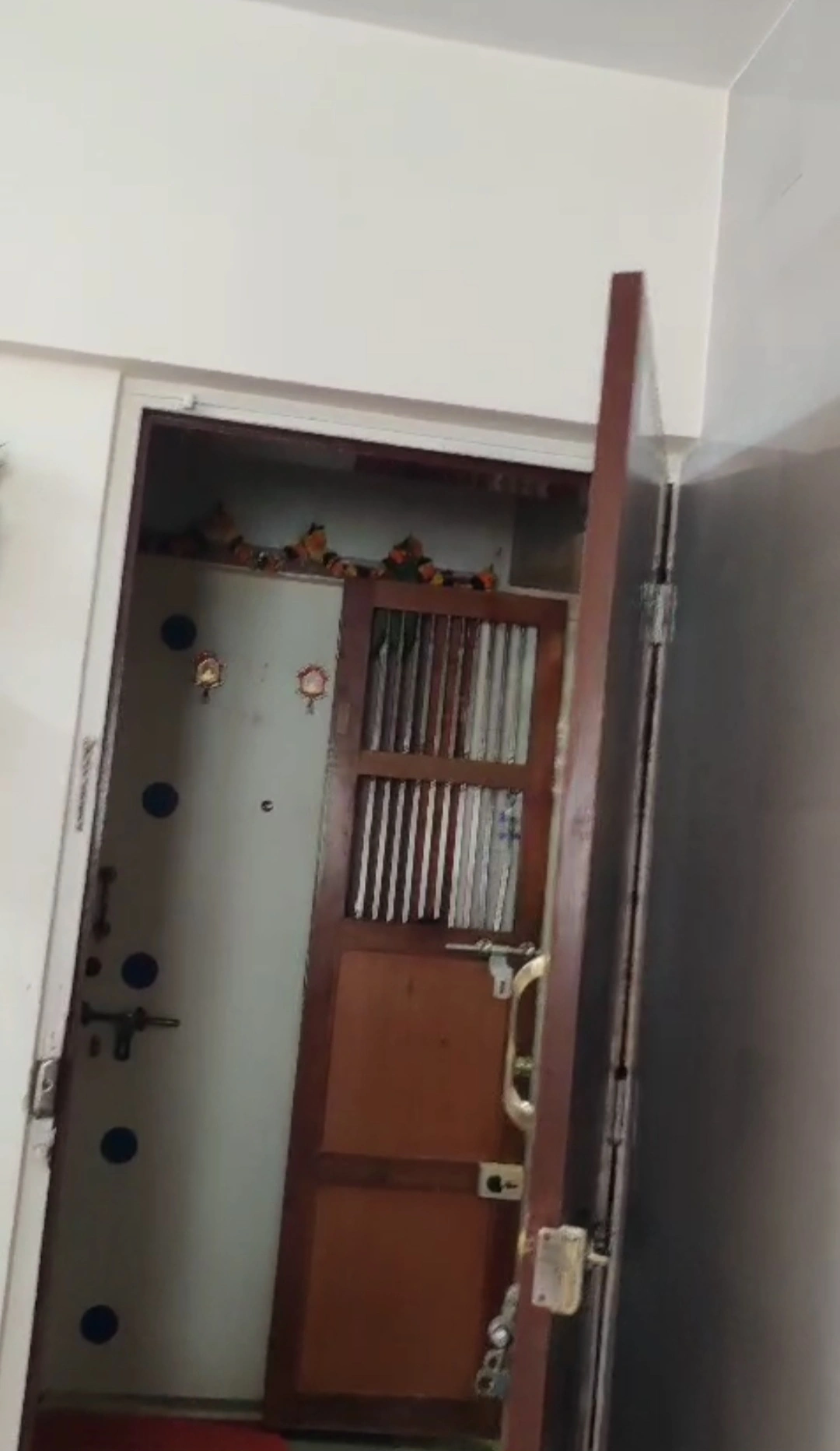 Studio apt Flat for Rent in Patidar Society , Malad West