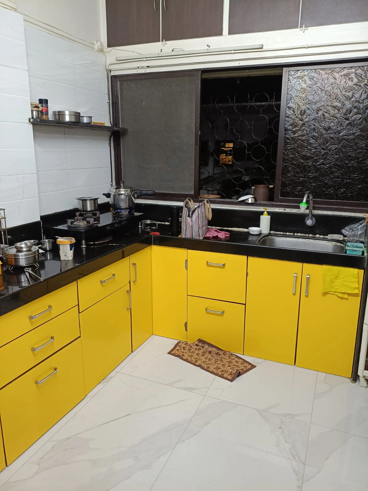 2 BHK Flat for Rent in Shukhada Apartment , Goregaon East