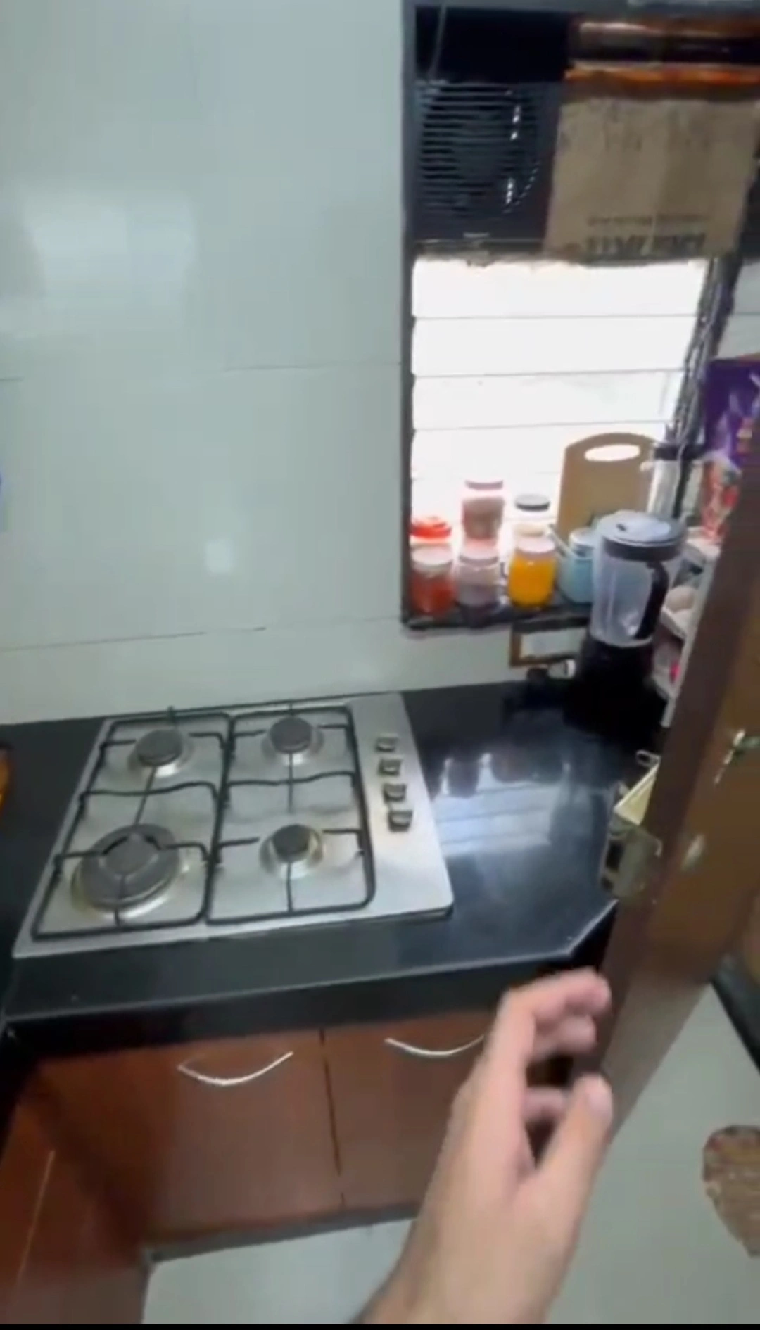 1 BHK Flat for Rent in Om Elegance Apartment , Malad West