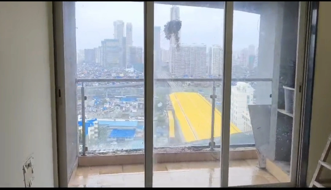 2 BHK Flat for Rent in Lotus Link Square Tower, Malad West