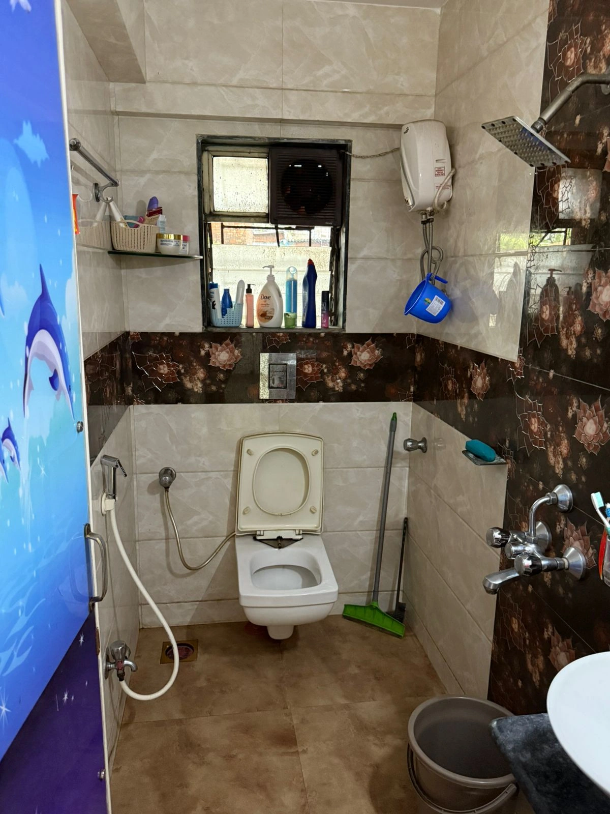 2 BHK Flat for Rent in Acme Complex, Goregaon West