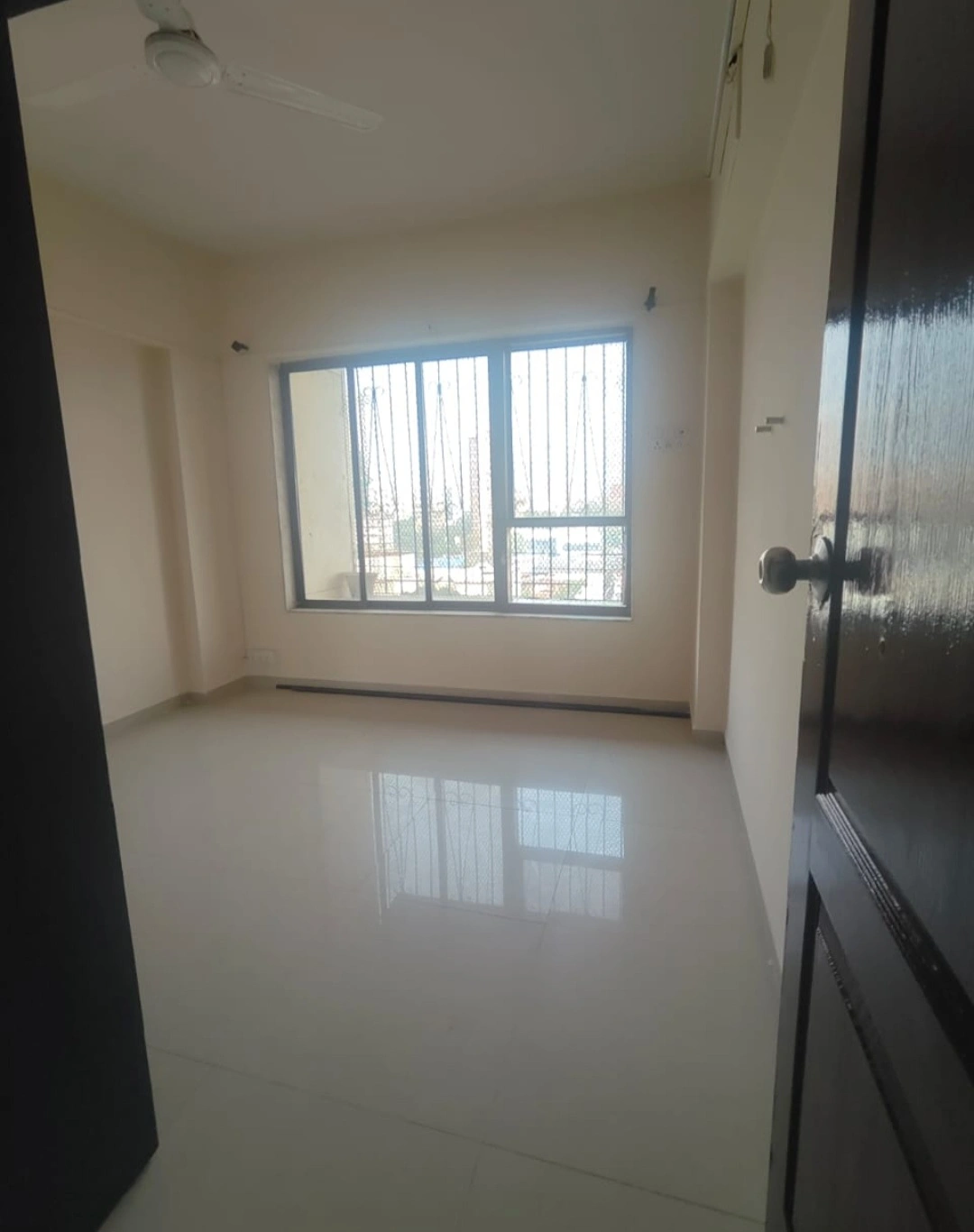 2 BHK Flat for Rent in Pleasant Park, Malad West