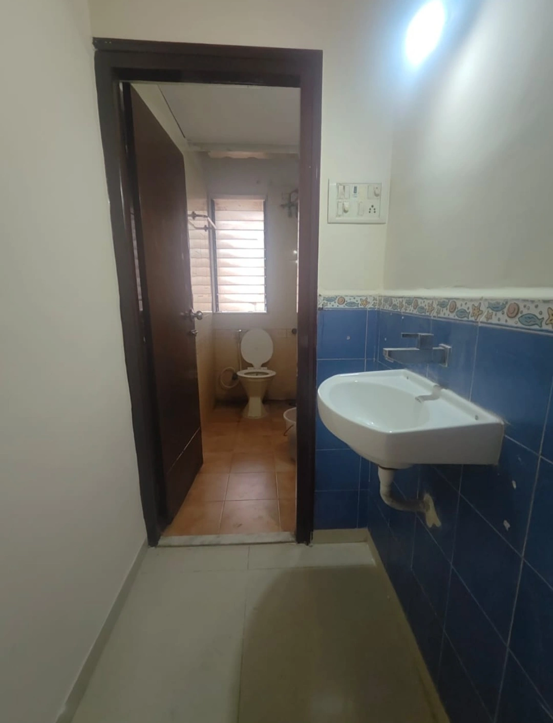 2 BHK Flat for Rent in Pleasant Park, Malad West