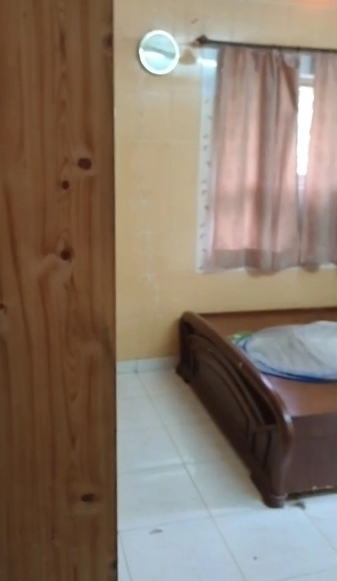 2 BHK Flat for Rent in Bhanumati Society, Goregaon West