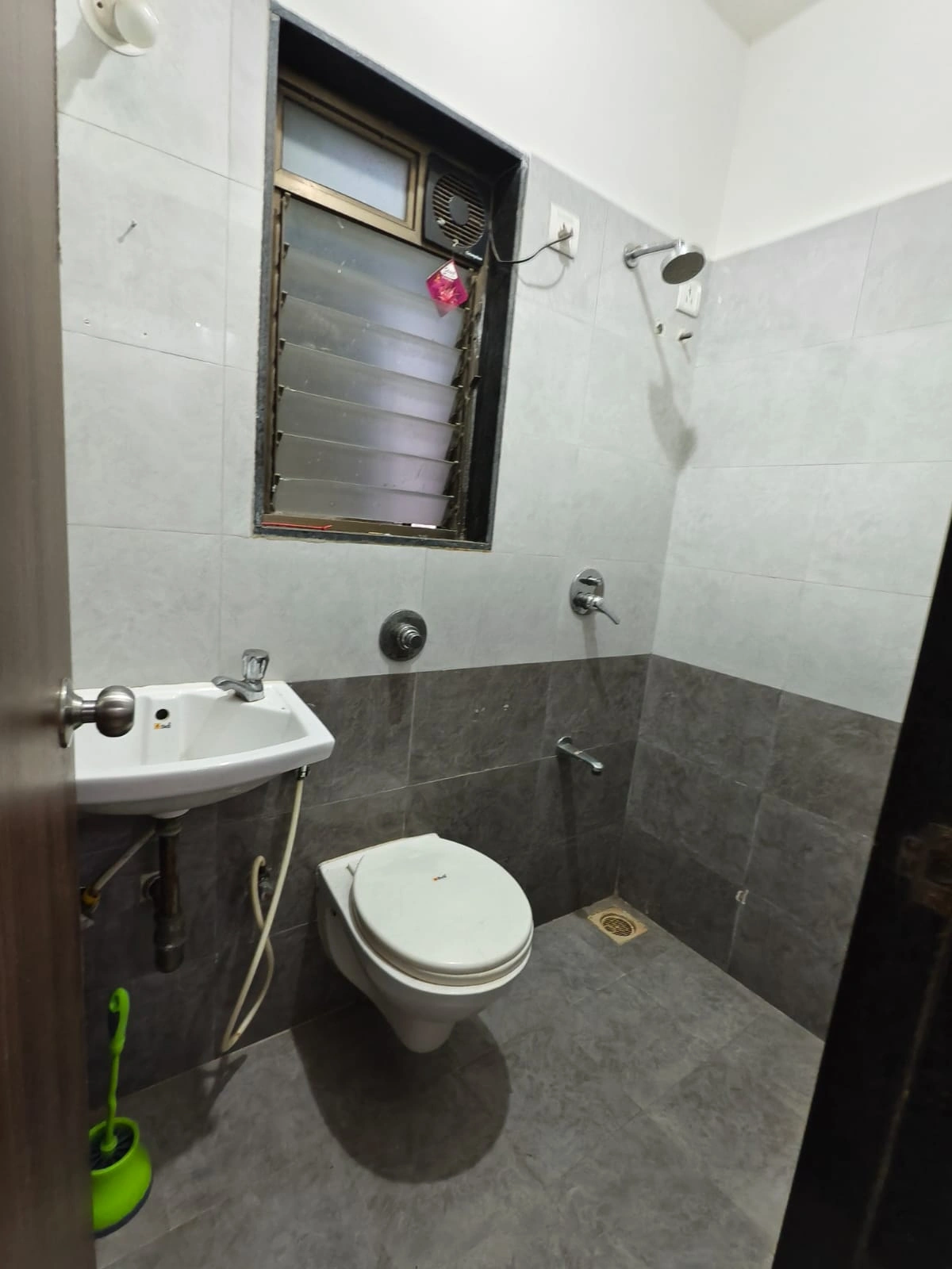 1 BHK Flat for Rent in Sethia Sea View, Goregaon West