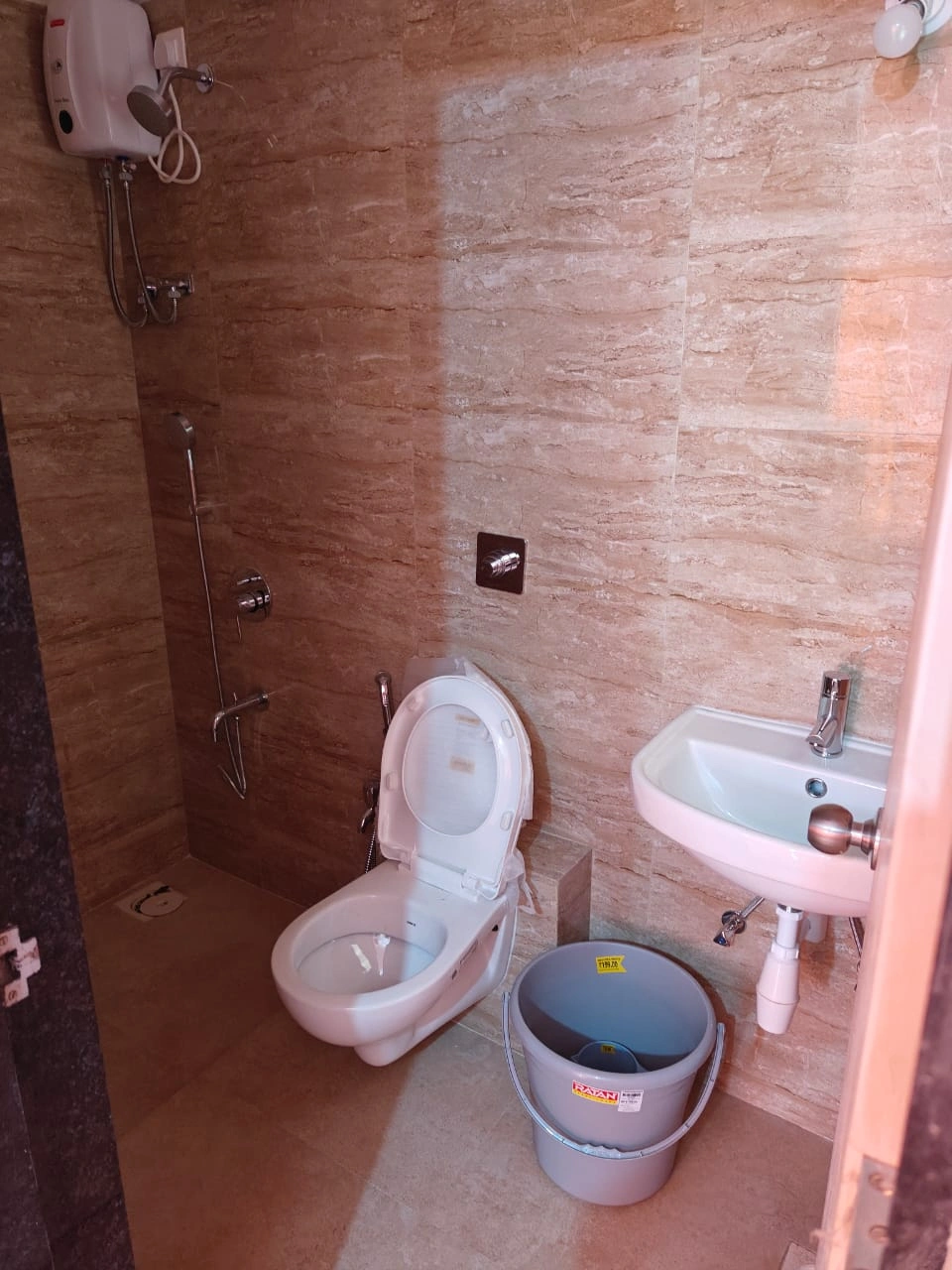 Double Sharing Room Boys only Flat for PG in Ajanta Tower, Malad East