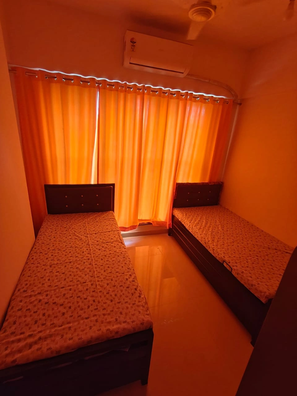 Double Sharing Room Boys only Flat for PG in Ajanta Tower, Malad East