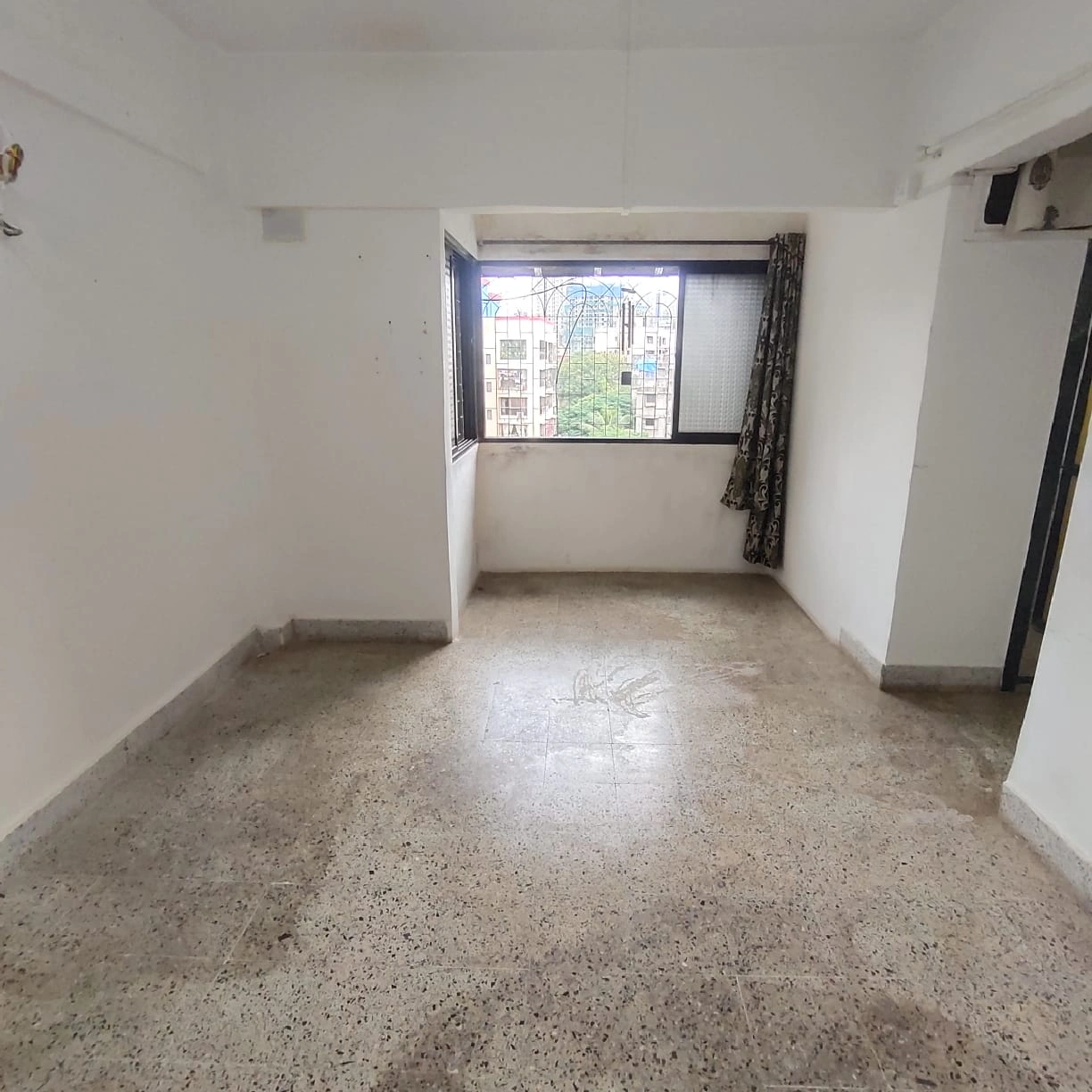 1 BHK Flat for Rent in Chincholi Apartment , Malad West