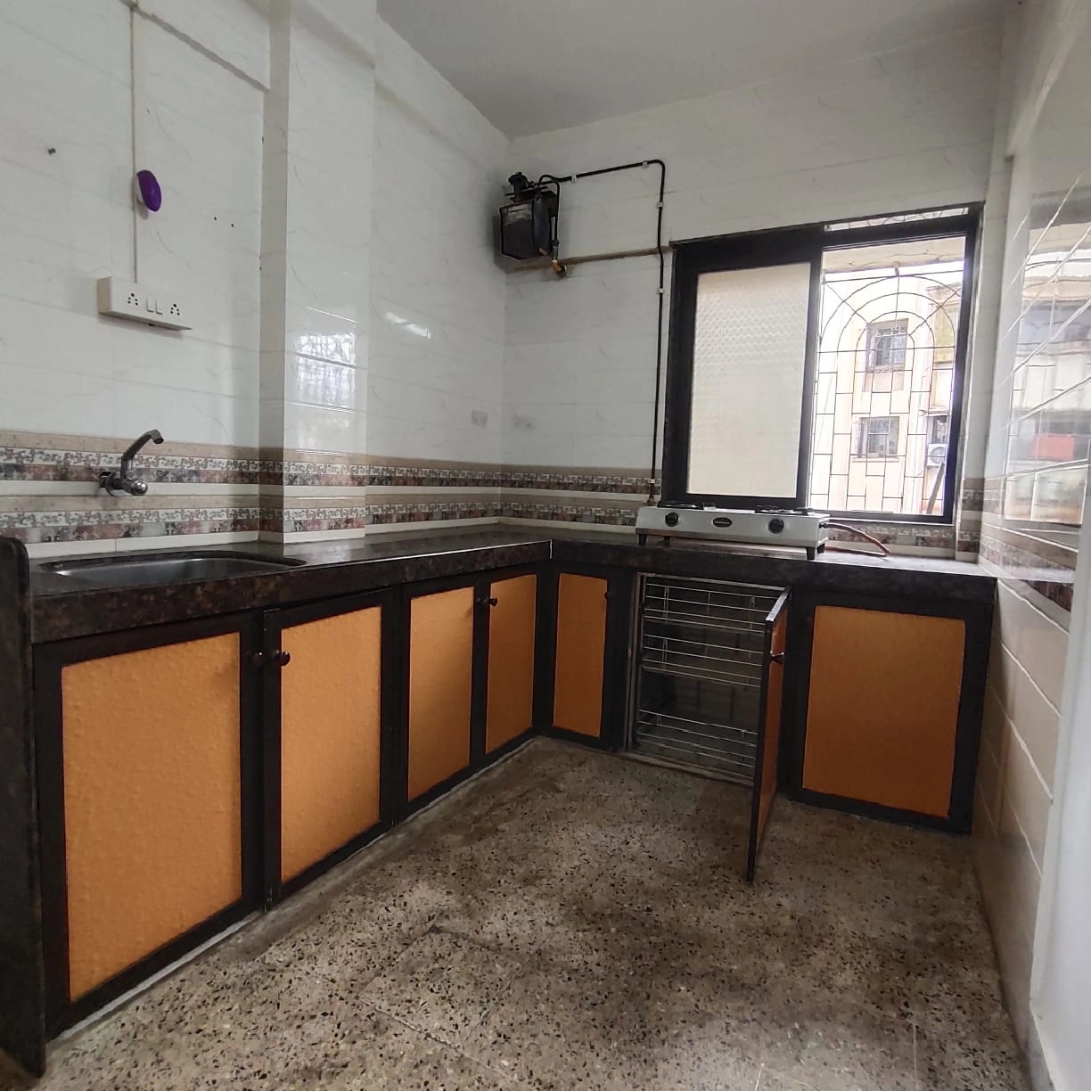 1 BHK Flat for Rent in Chincholi Apartment , Malad West