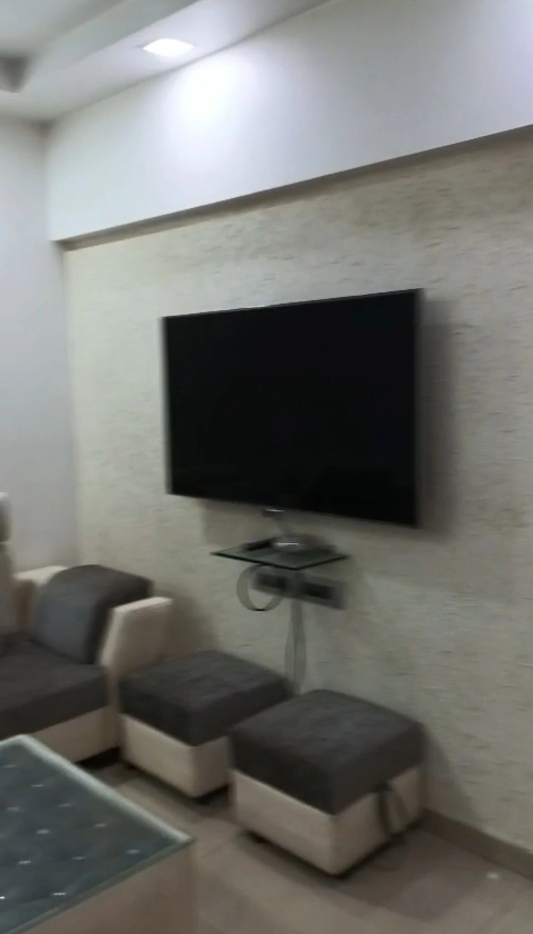 2 BHK Flat for Rent in Acme Complex, Goregaon West