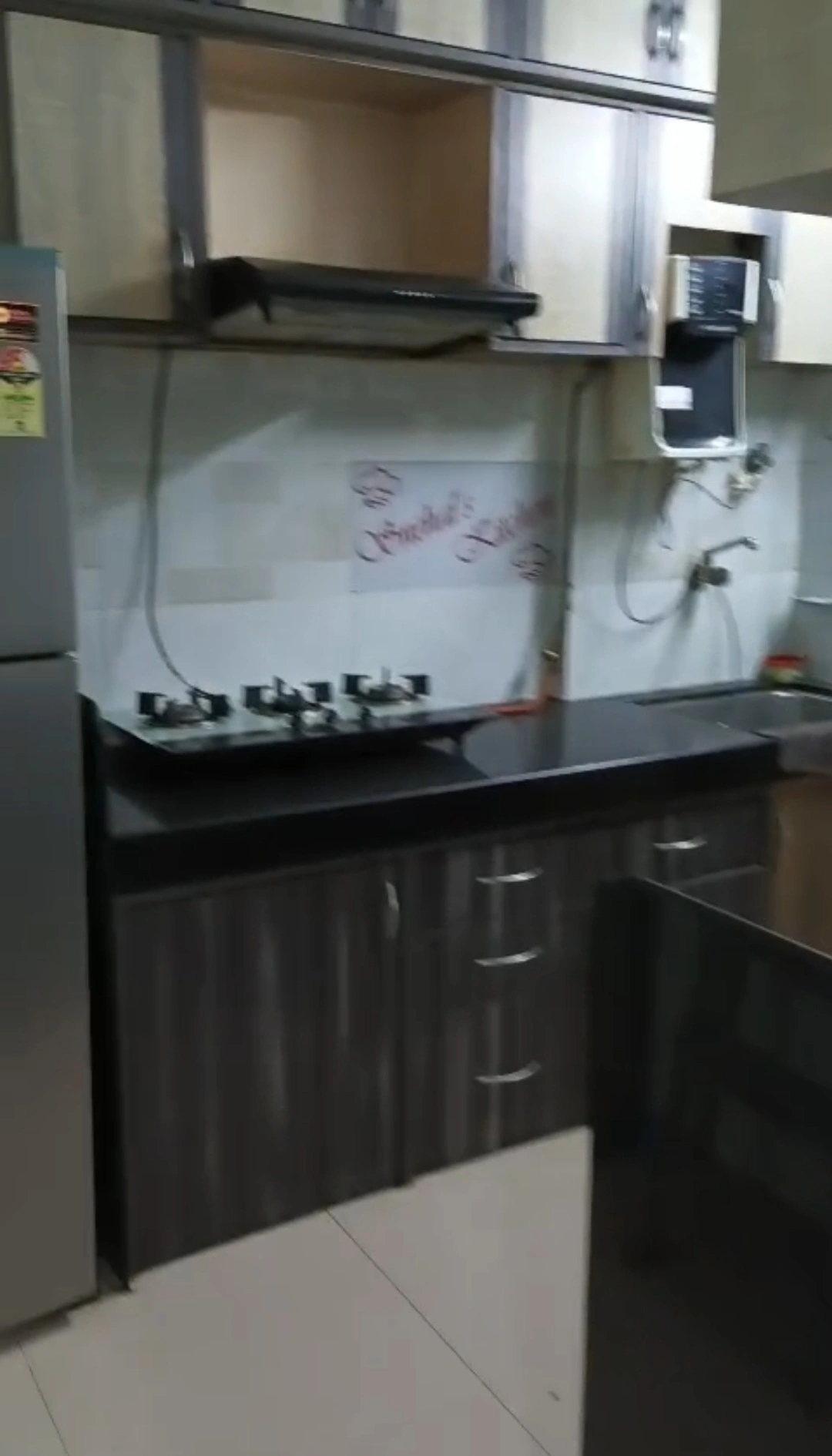 2 BHK Flat for Rent in Acme Complex, Goregaon West