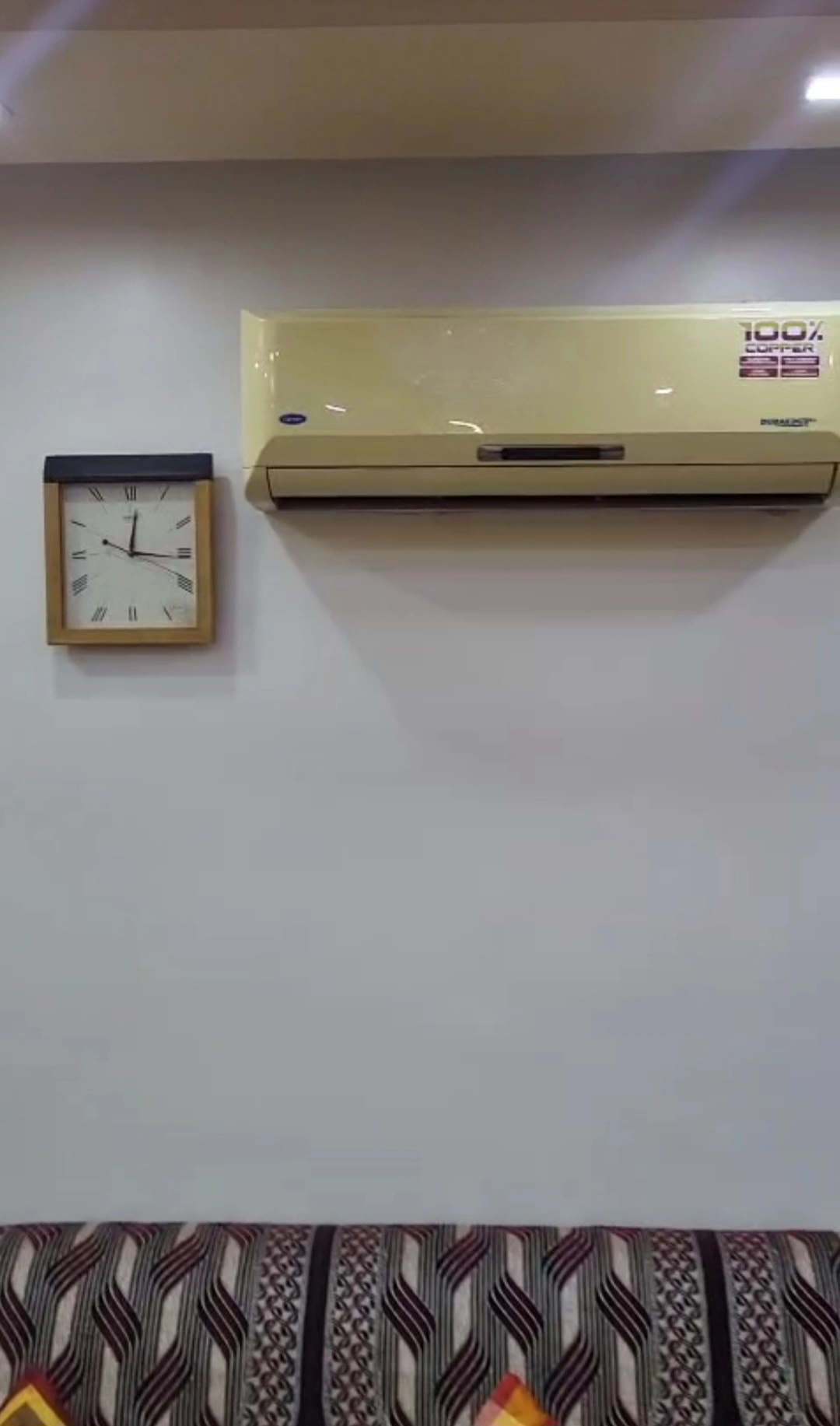 2 BHK Flat for Rent in Dheeraj Pooja Complex, Malad West