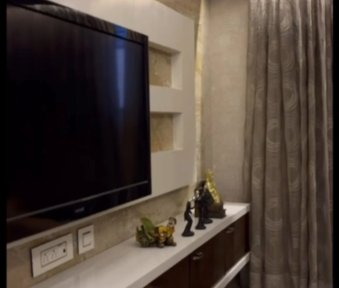 1 BHK Flat for Rent in Manav Niketan, Malad West