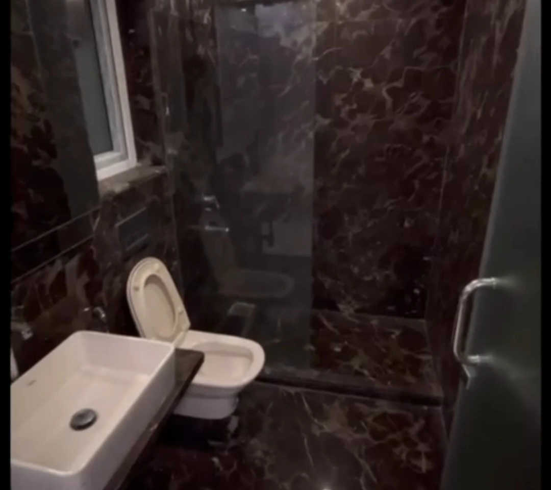 1 BHK Flat for Rent in Manav Niketan, Malad West