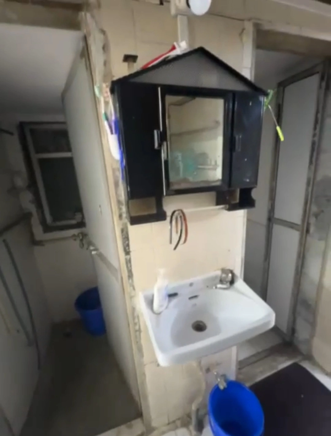 1 BHK Flat for Rent in Mahalaxmi Society , Andheri West