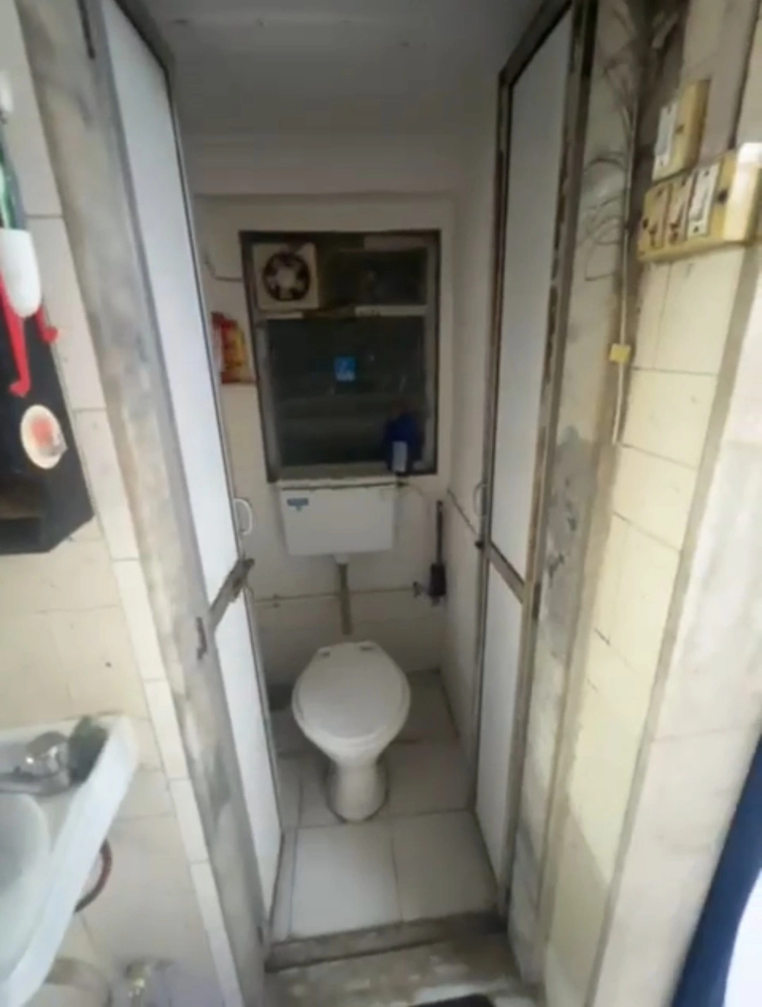 1 BHK Flat for Rent in Mahalaxmi Society , Andheri West