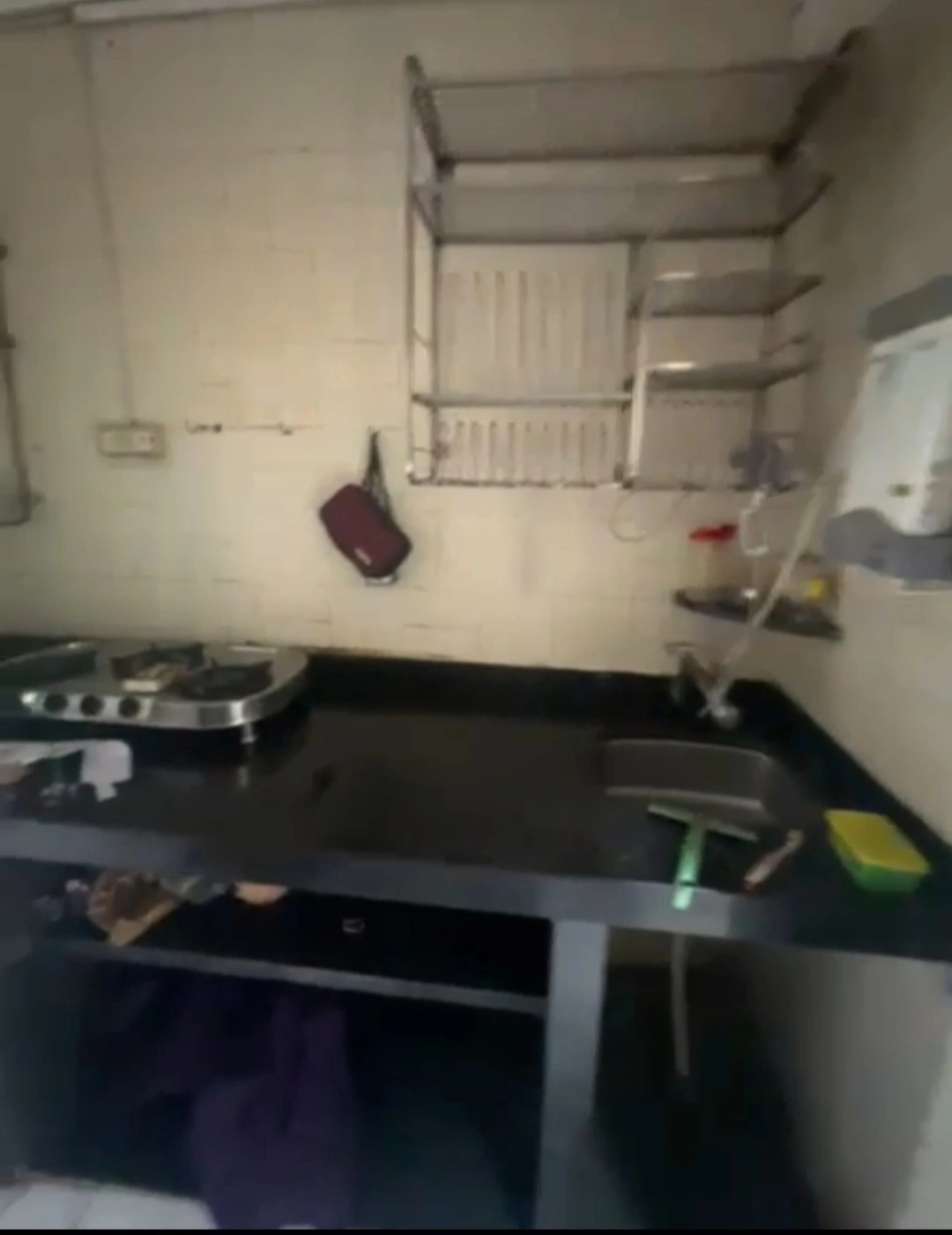 1RK Flat for Rent in Mahalaxmi Society , Andheri West