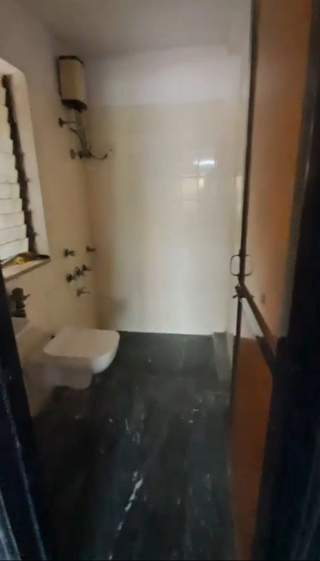 2 BHK Flat for Rent in Meridian Society , Andheri West