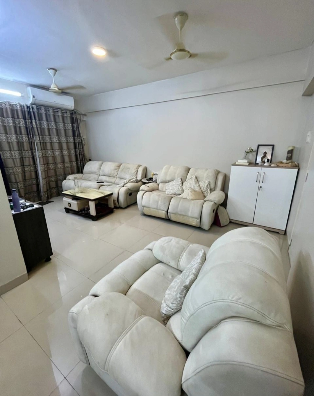 2 BHK Flat for Rent in Raj Space Society, Goregaon West