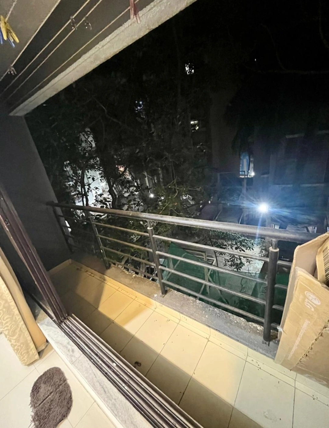 2 BHK Flat for Rent in Raj Space Tower, Goregaon West