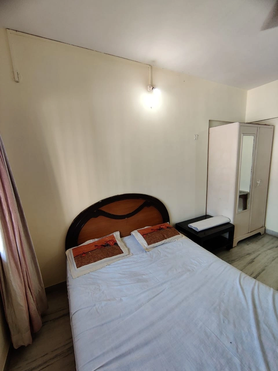 1 BHK Flat for Rent in Palash Tower, Andheri West