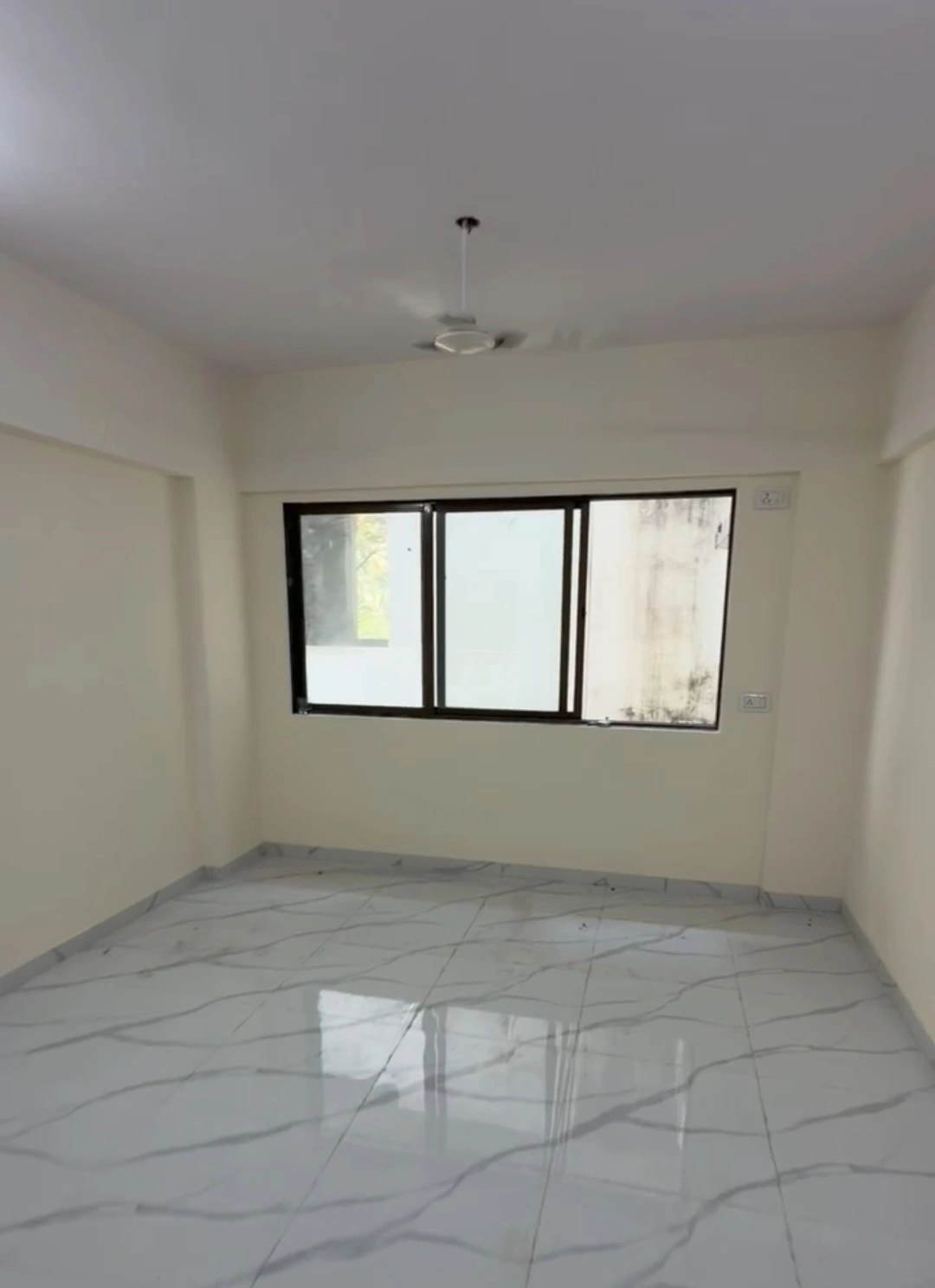 1 BHK Flat for Rent in DN Nagar Metro station , Andheri West