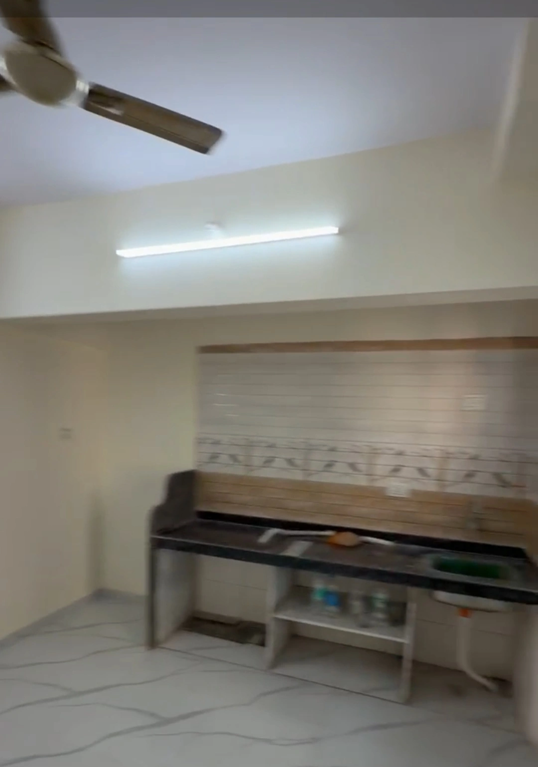 1 BHK Flat for Rent in DN Nagar Metro station , Andheri West
