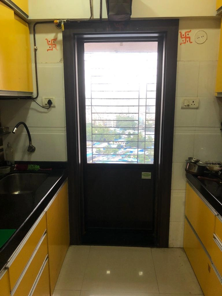 2 BHK Flat for Sale in sethia link view, Goregaon West