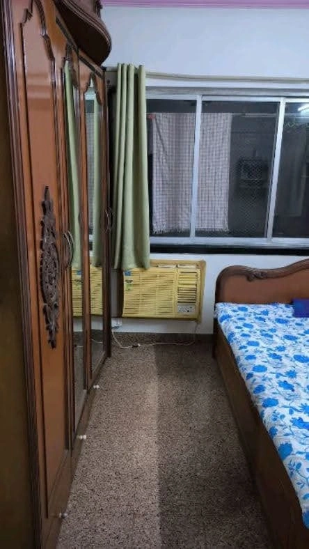 1 BHK Flat for Rent in Opp Toyota Show Room , Malad West