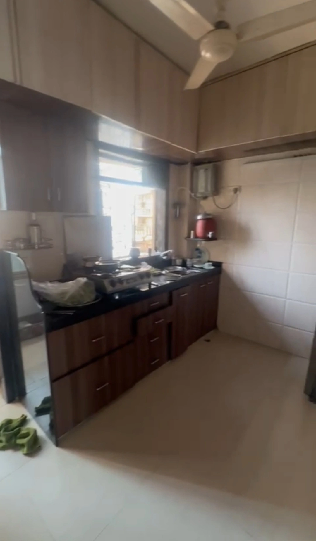 2 BHK Flat for Rent in Azad Nagar Metro Station, Andheri West