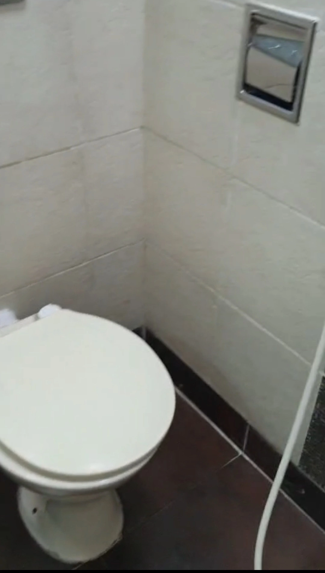 1 BHK Flat for Rent in Empire Building , Andheri West