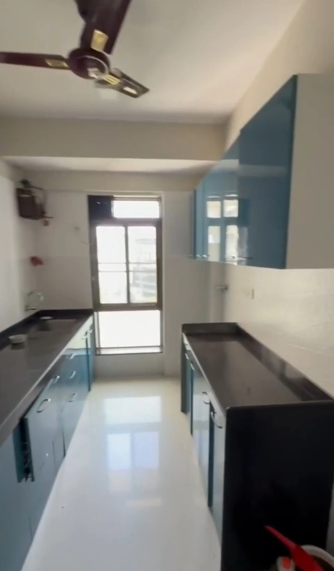 2 BHK Flat for Rent in Sai Iconic Tower, Andheri West