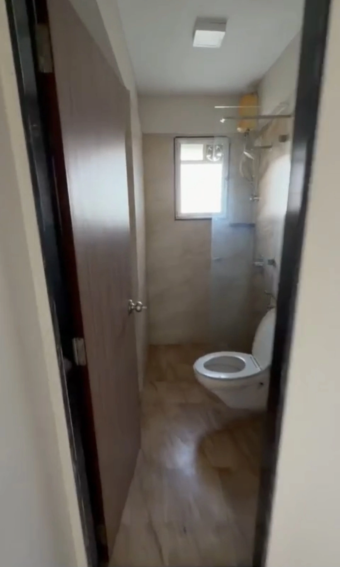 2 BHK Flat for Rent in Sai Iconic Tower, Andheri West