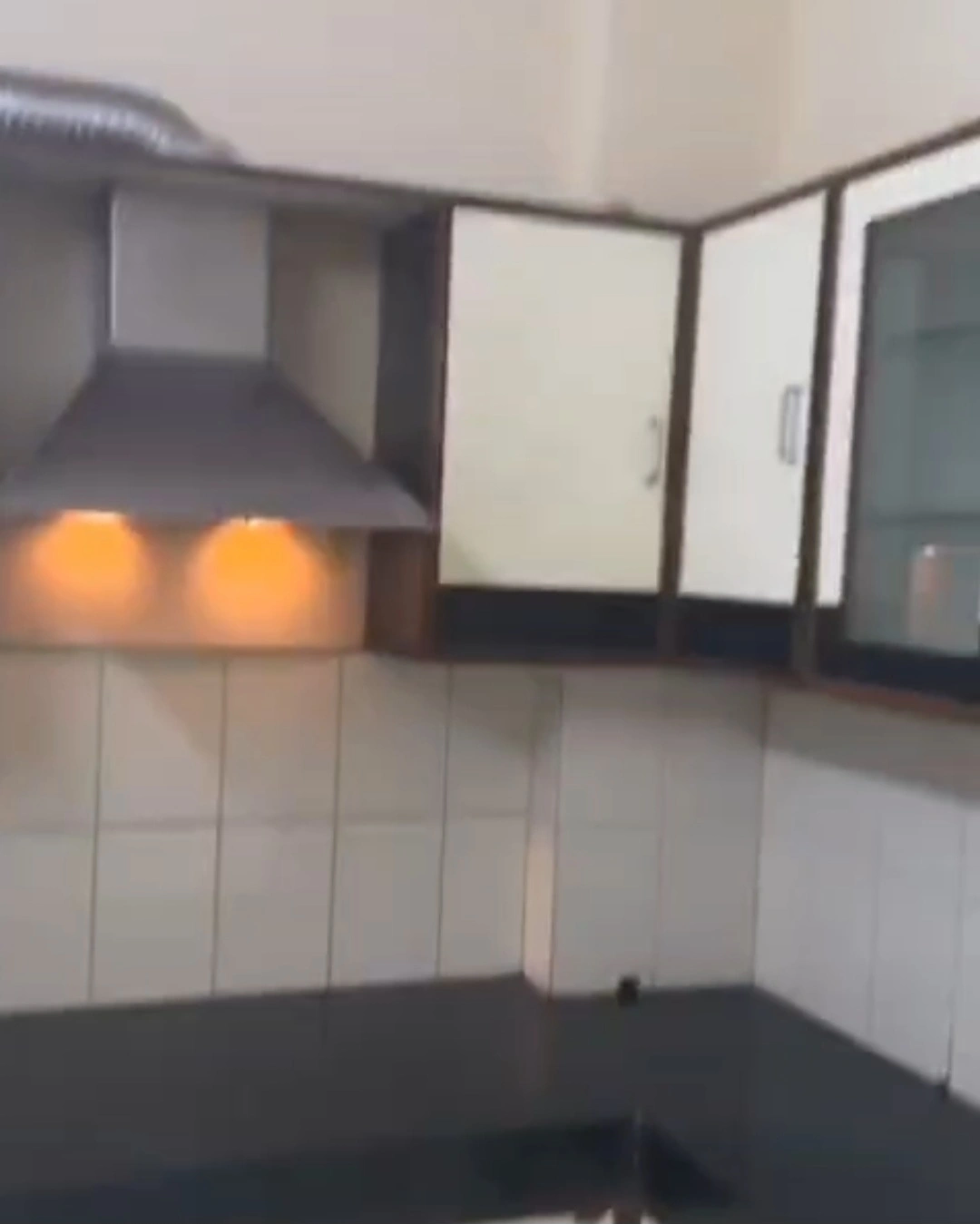 1 BHK Flat for Rent in AR Avenue, Andheri West