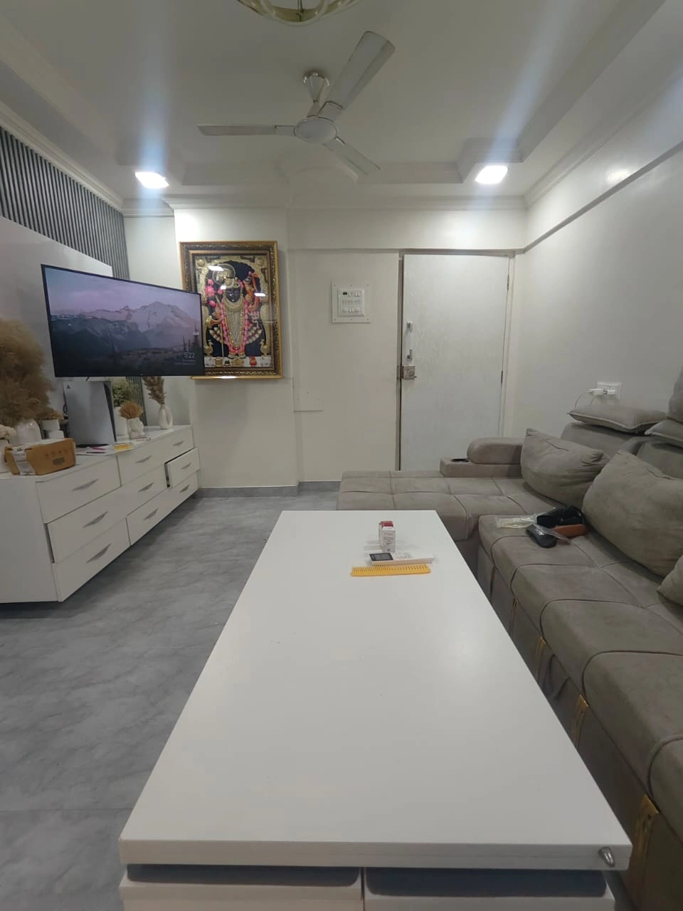 1 BHK Flat for Rent in Evershine Nagar, Malad West