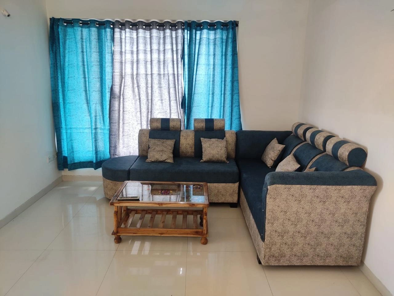 Double Sharing Room Girls only Flat for PG in Rushi Heights, Goregaon East