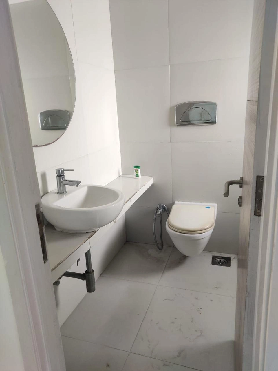 Double Sharing Room Girls only Flat for PG in Rushi Heights, Goregaon East