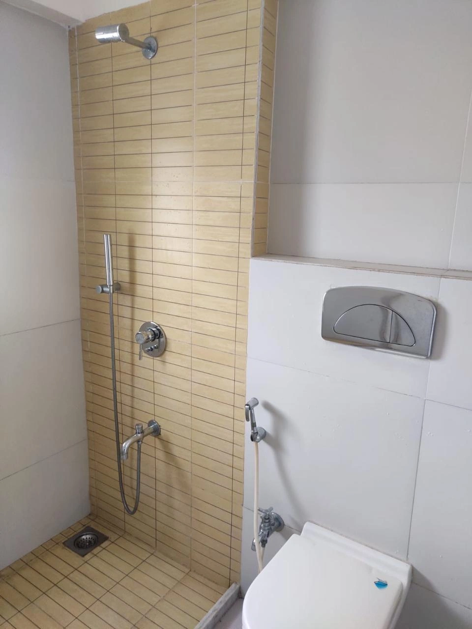 Double Sharing Room Girls only Flat for PG in Rushi Heights, Goregaon East