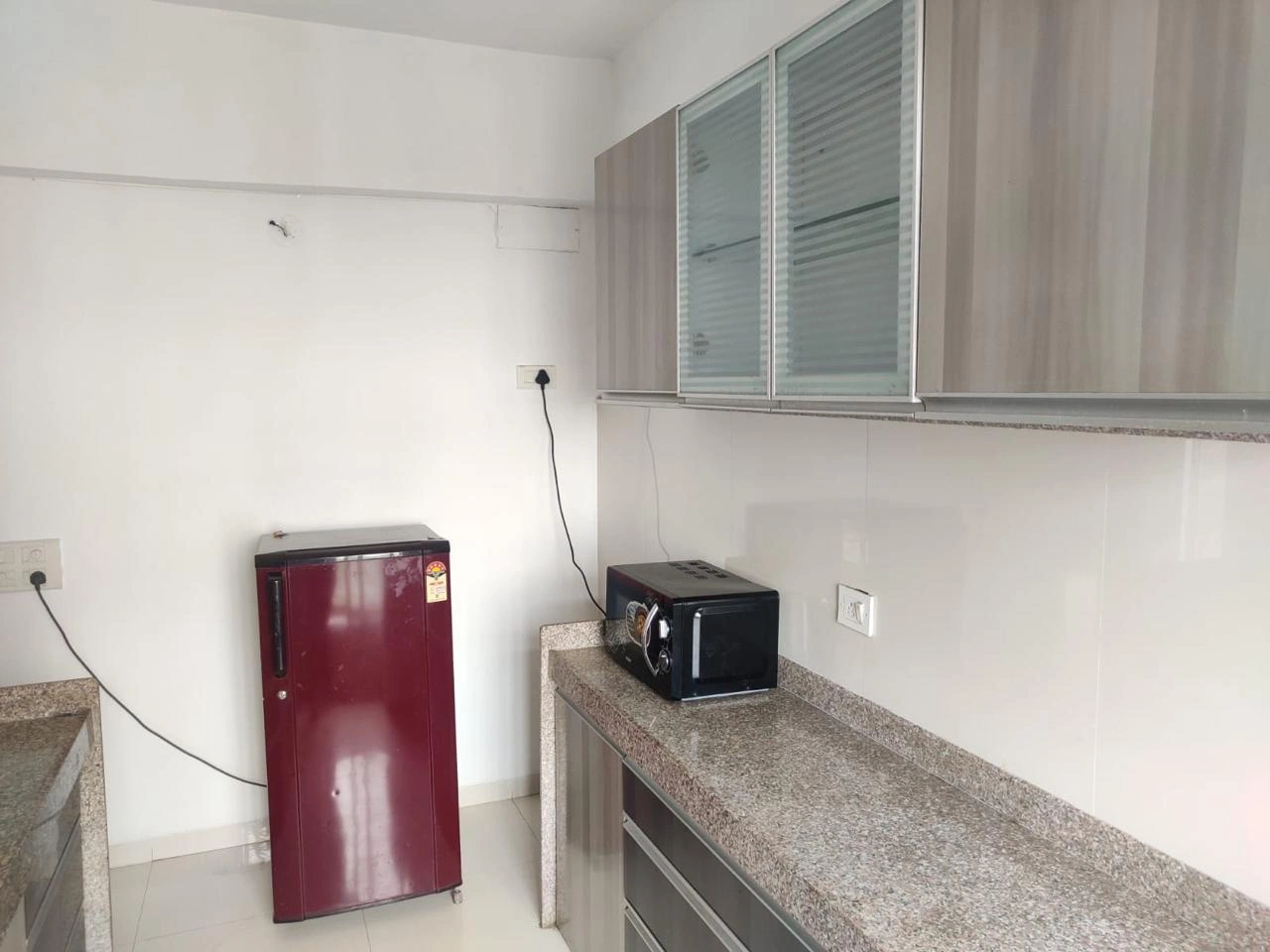 Double Sharing Room Girls only Flat for PG in Rushi Heights, Goregaon East