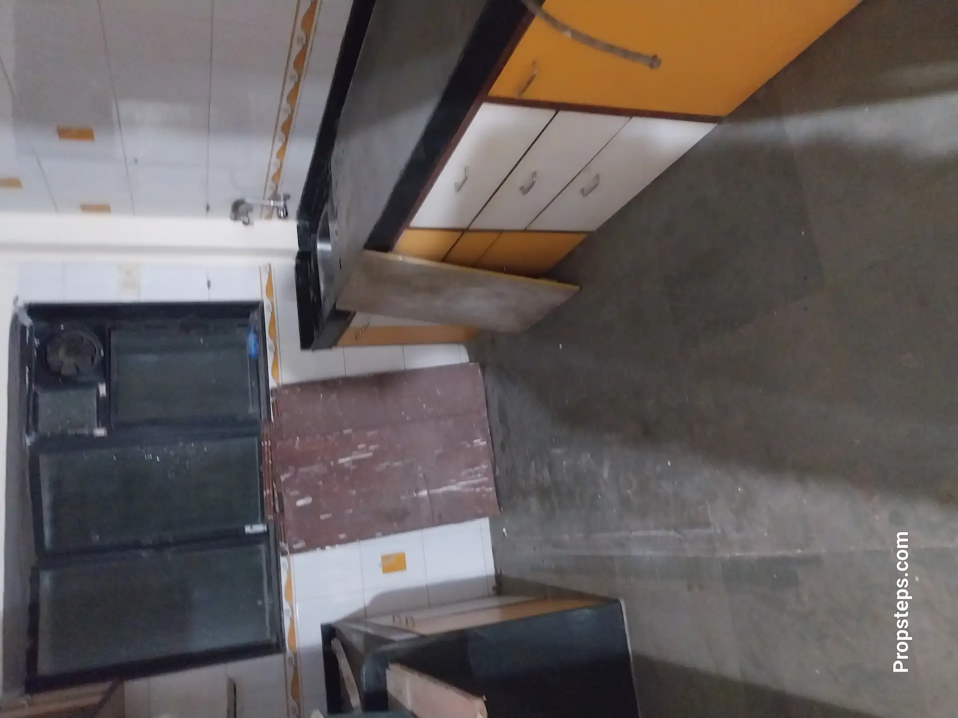 2 BHK Flat for Rent in Sai Kripa Society, Goregaon East