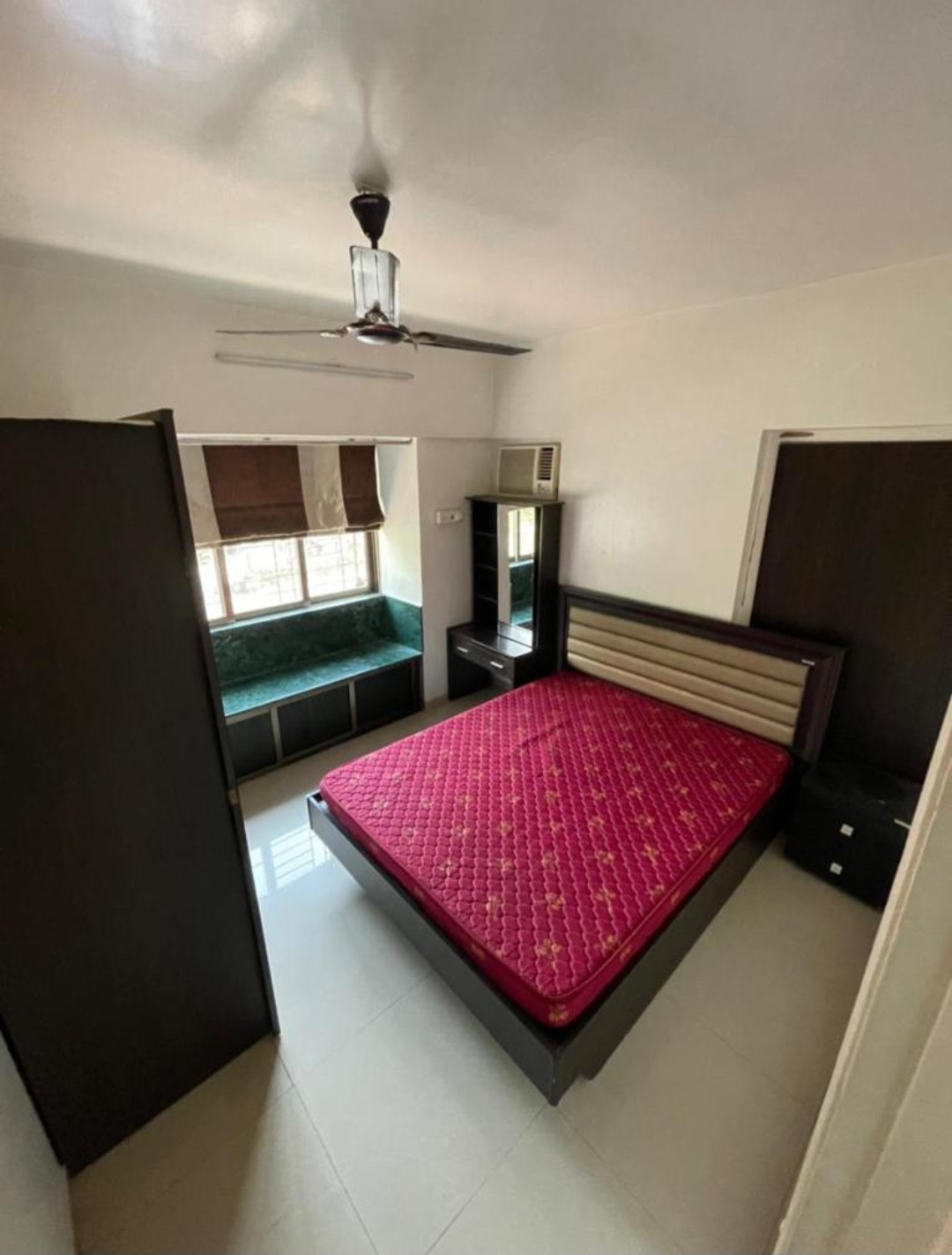 2 BHK Flat for Rent in Acme Complex, Goregaon West