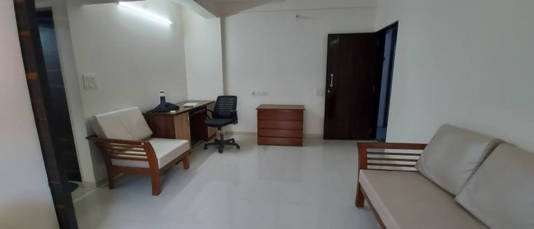 1 BHK Flat for Rent in Marina Enclave , Malad West