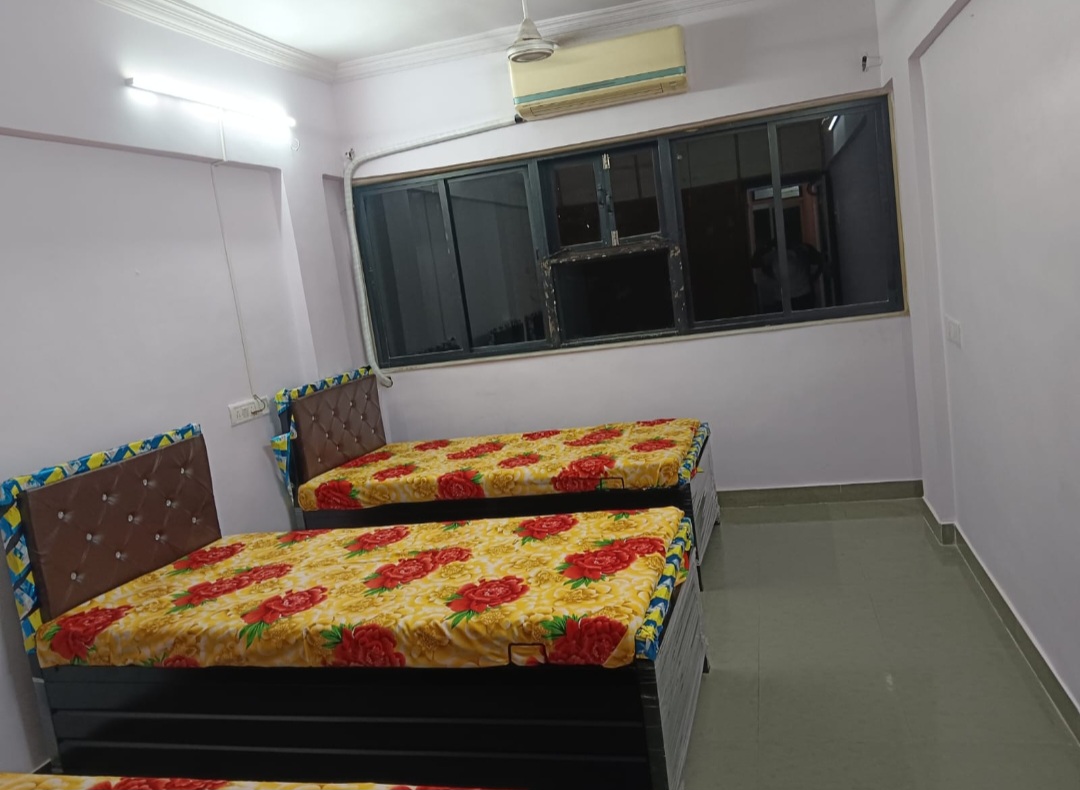 Double Sharing Room Boys only Flat for PG in Duplex Row House, Goregaon West