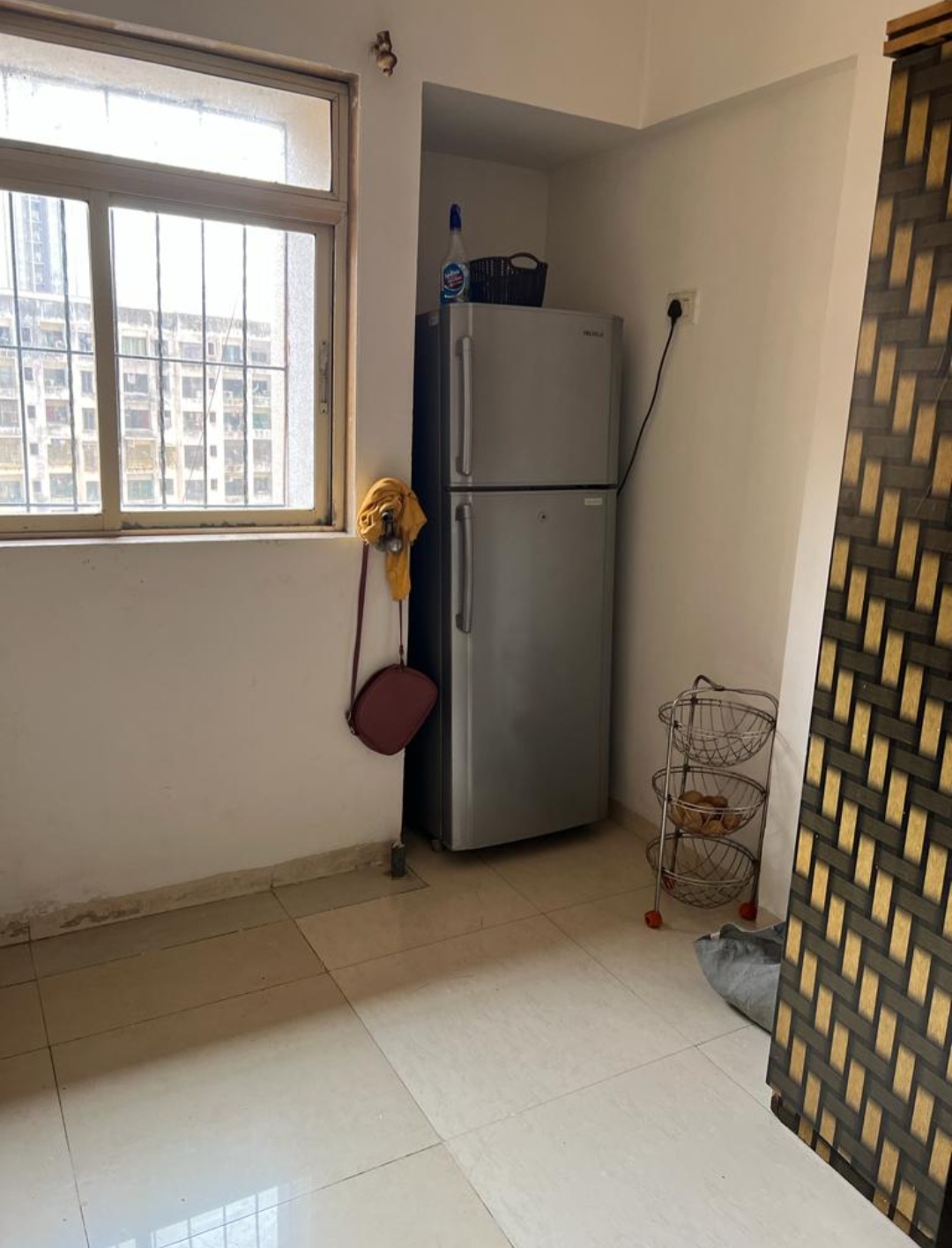 Single Room Girls only Flat for PG in Galaxy Heights , Goregaon West