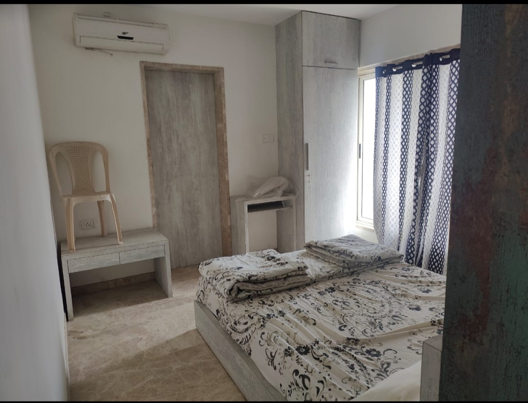 2 BHK Flat for Rent in Shree Balajee Enclave , Malad West